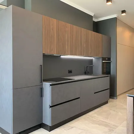 G11 Sea View Apartment *